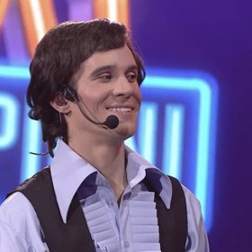 Albert Černý jako Karel Gott bavil fanoušky i porotu.