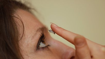 FOTO: kontaktní čočky