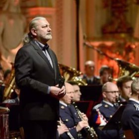 Daniel Hůlka označil Zemana za sprostého, arogantního egoistu.