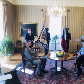 Prymula se hned v pondělí zastavil u prezidenta republiky.