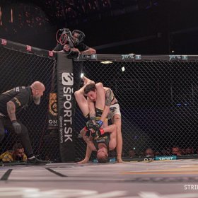 "Zkoušení gravitace," okomentovala úsměvně Tereza Bledá.