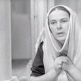 Na kontě má přes 50 filmů a zhruba 20 seriálů.