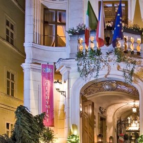 Noc to prý byla plná vášně