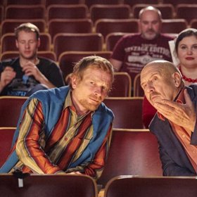 Lidé nešli daleko ani pro porovnání s komedií Babovřesky.