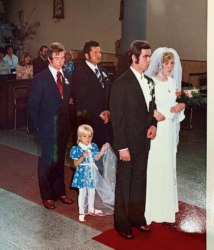 Foto k tématu Dara Rolins – stránka 662