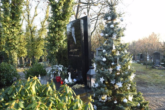 Foto k tématu Karel Gott – stránka 584