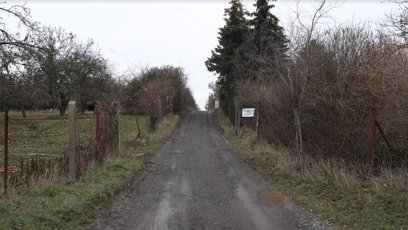FOTO: Cesta, která vede domů k Jiřímu Dvořákovi.