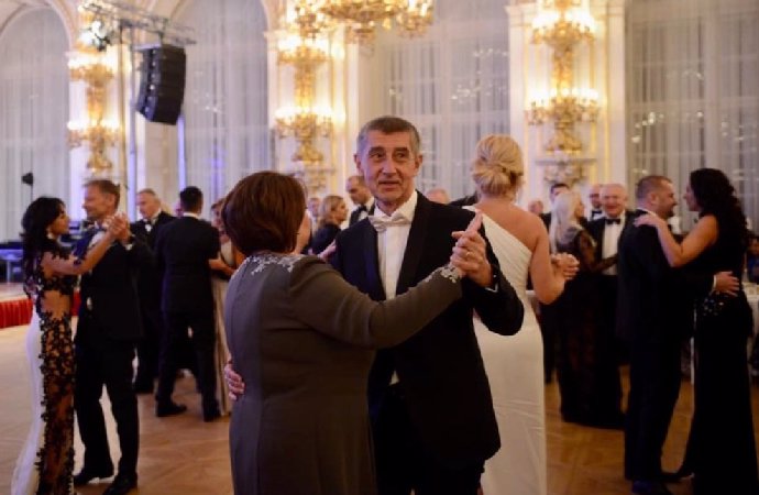 Foto k tématu Andrej Babiš – stránka 1455