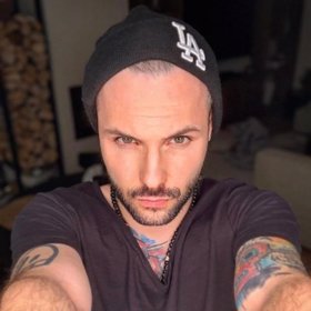 Otcem miminka je Josef Vařeka.