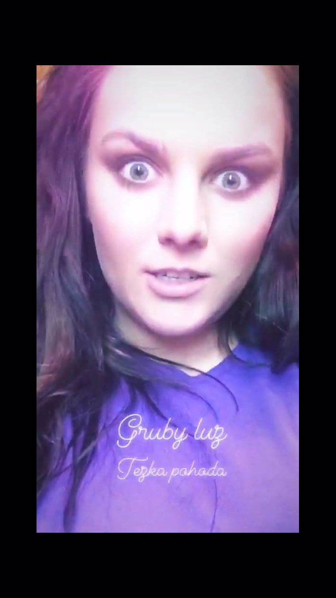 FOTO: Ewa Farna vypadá děsivě. – stránka 1154