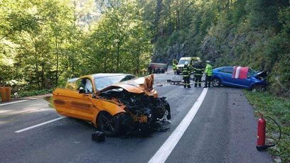 FOTO: Hasiči města Špindlerův Mlýn zasahovali u tragické nehody.