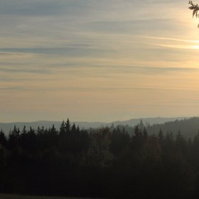 Ve všední dny se můžeme těšit na trochu sluníčka.