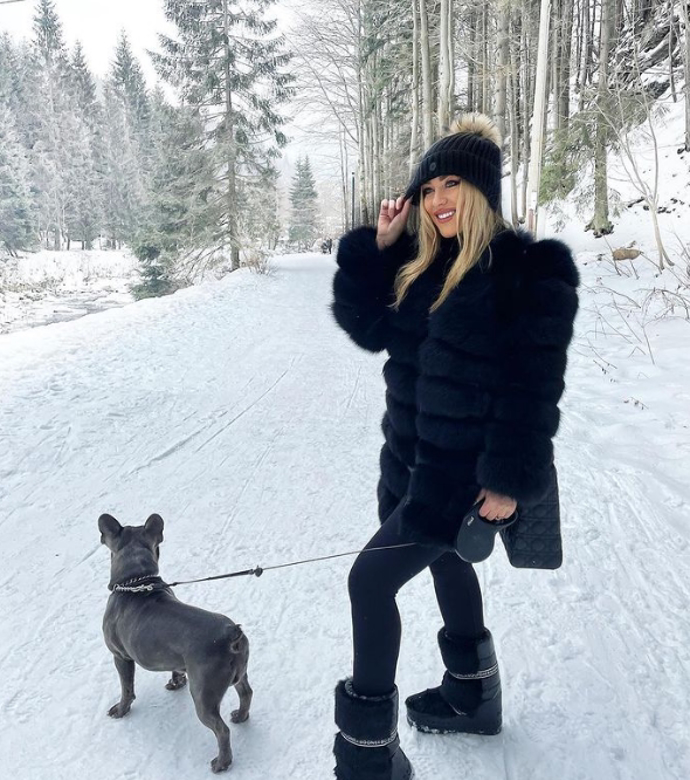 FOTO: Influencerka Dominika Myslivcová. – stránka 532