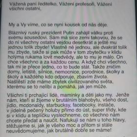 Student napsal otevřený e-mail ředitelce, učitelům i dalším studentům.