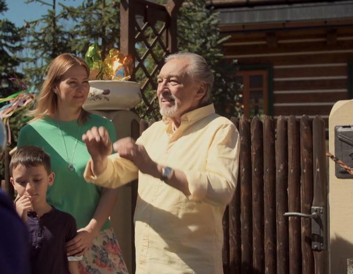 FOTO: Dokument Karel Special zachycuje soukromí Karla Gotta. – stránka 210