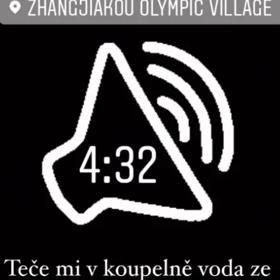 Vendula Hopjaková řešila problémy s prosakujícím stropem.