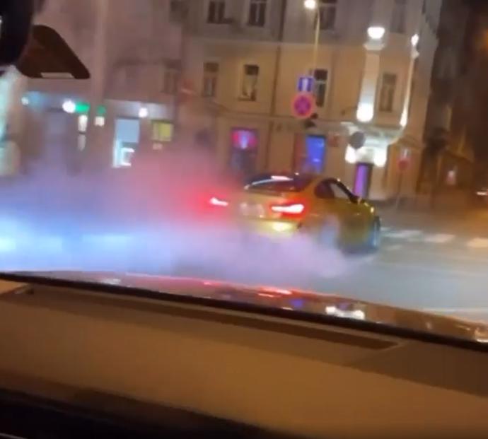 FOTO: Řidiči se nejspíš vzhlédli v sérii Rychle a zběsile. – stránka 8