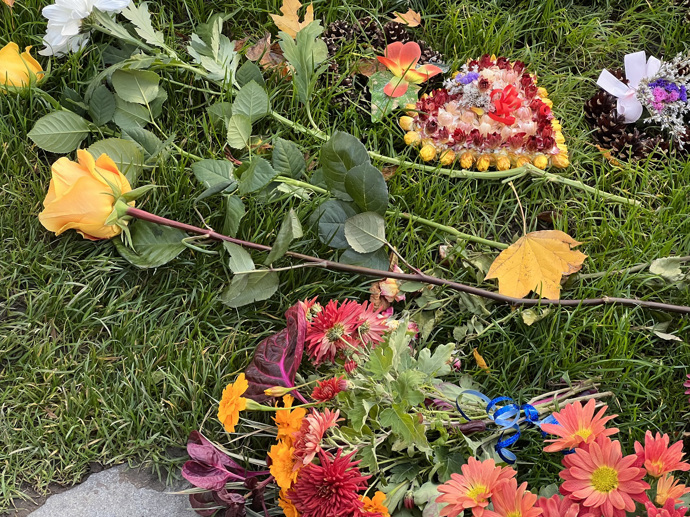 FOTO: Hrob Karla Gotta. – stránka 57