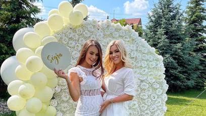 FOTO: Dominika Myslivcová se sestrou Natálií.