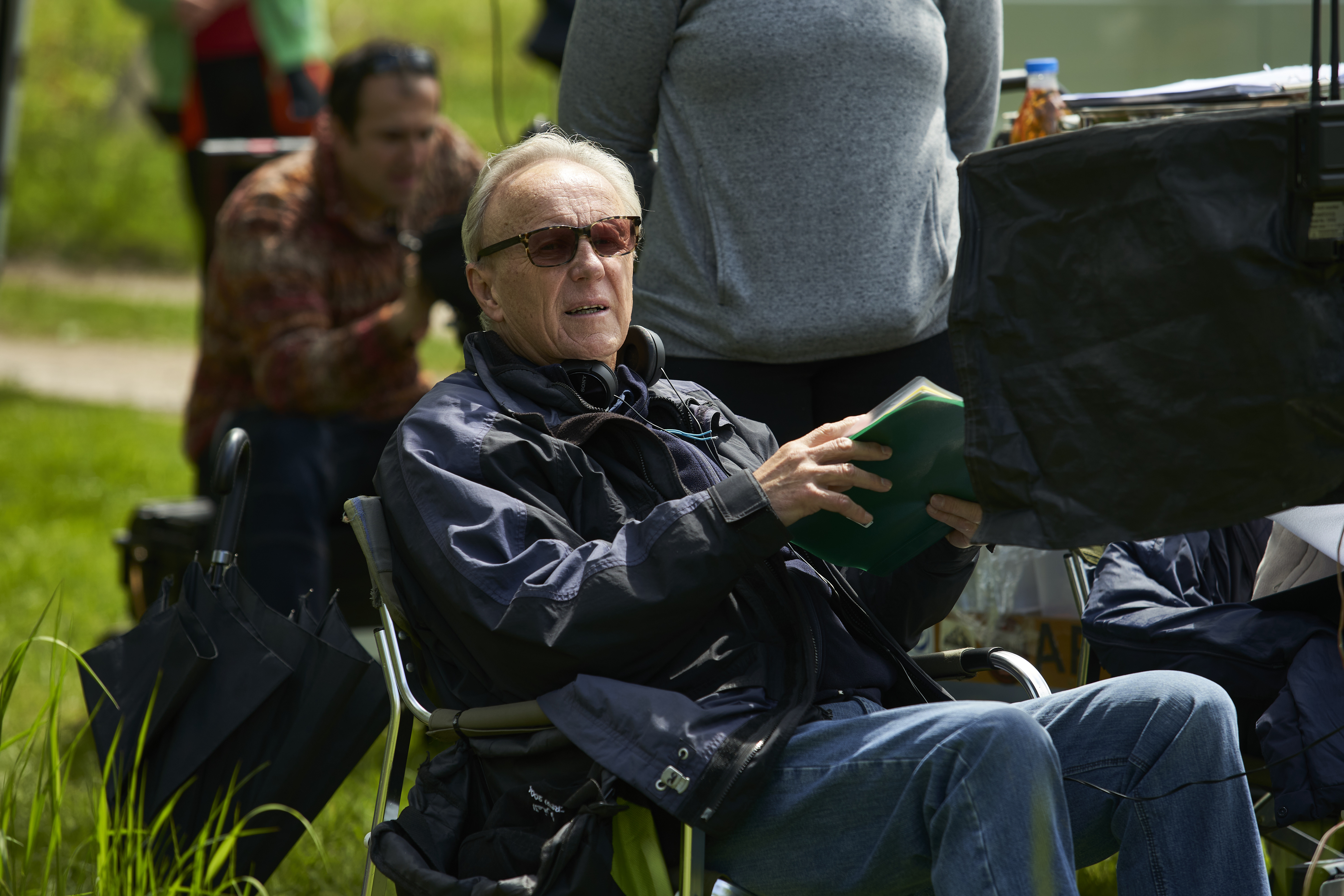 Režisér Jaroslav Soukup během natáčení Policie Modrava.