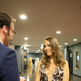 Vondráčková posiluje cestou do divadla. Říká tomu fitko v terénu.