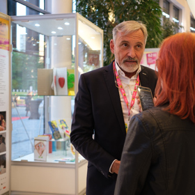 Jan Čenský prý nemůže syna brát na akce, prý mu přebírá fanynky. 