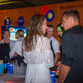 Roman Šebrle a druhá kráska na Prima party.