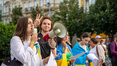 FOTO: Byli zde hlavně mladí lidé.