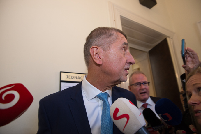 FOTO: Bývalý premiér Andrej Babiš stanul před soudem. – stránka 1139