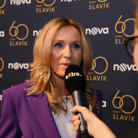 V rozhovoru promluvila o vzpomínkách na Českého slavíka Mattoni před 25 lety.