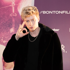 Fanoušky nepřestává překvapovat. 