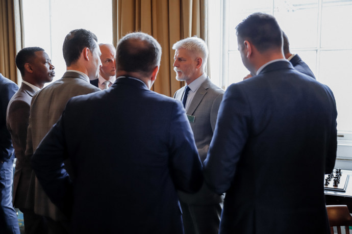 FOTO: O názory Petra Pavla byl velký zájem. – stránka 2623