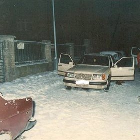 Policisté vraha nikdy nedopadli.