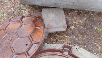 FOTO: Ukrajinští obyvatelé po masakru v Buči.