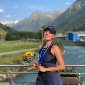 Linda Fruhvirtová je velkým příslibem českého tenisu.