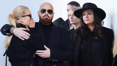 FOTO: Nejdojemnější momenty z pohřbu Honzy Pokorného.