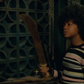 V thrilleru Bestie jde o boj se zuřivým lvem. Hlavní hvězdou snímku je Idris Elba.