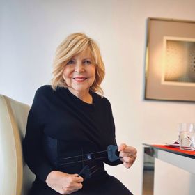 Hana zagorová byla pěveckou ikonou.