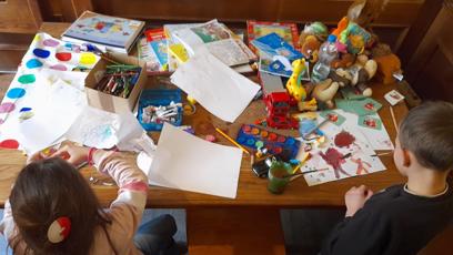 FOTO: Na chvíli zapomenou na strasti války.