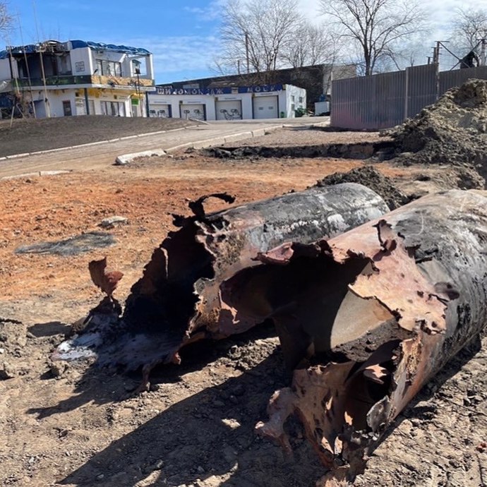 FOTO: Po celém Charkově jsou buď trosky, nebo pozůstatky raket. – stránka 1234