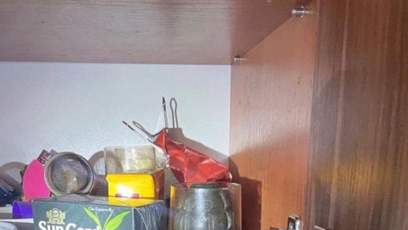 FOTO: Rusové poschovávali granáty i do běžných domácností.