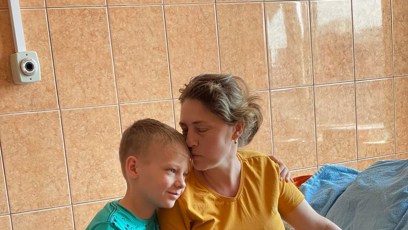 FOTO: Jaroslav s maminkou.