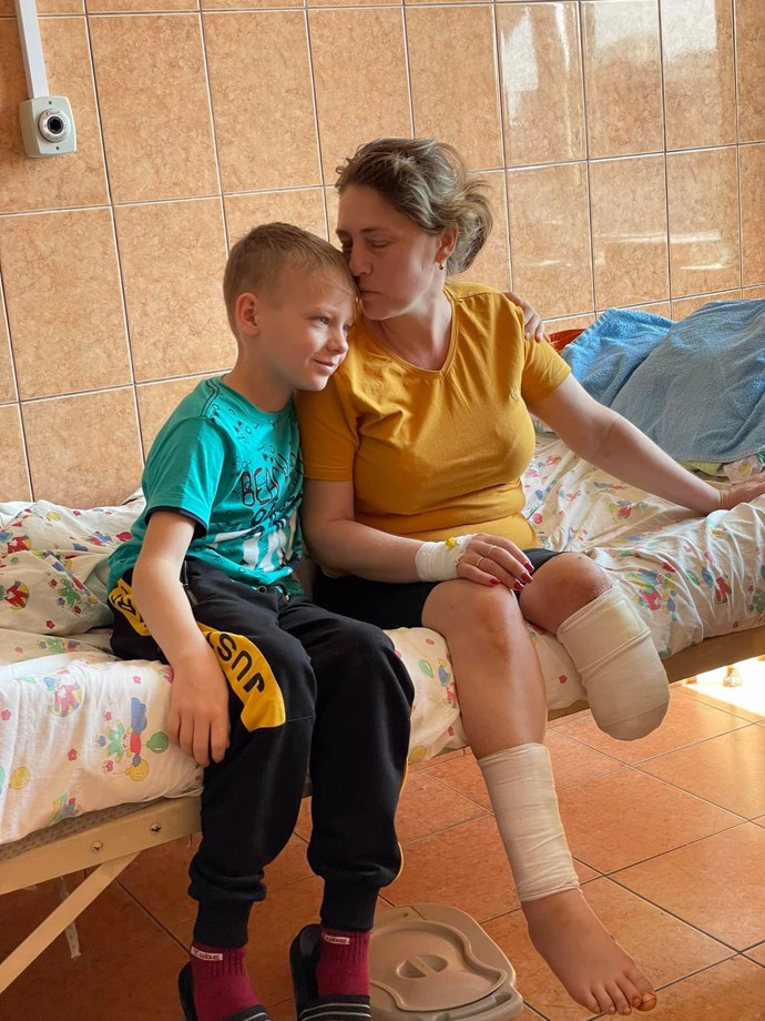 FOTO: Jaroslav s maminkou. – stránka 973