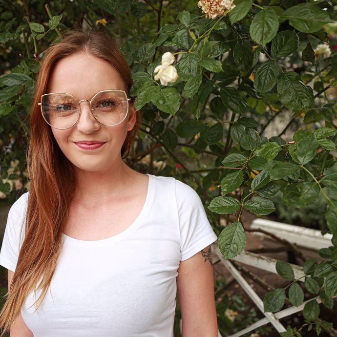 FOTO: Tereza Hlůšková vypadá po čtyřletém vězení jako úplně jiný člověk. – stránka 101