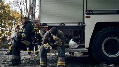 FOTO: Vyčerpání záchranářů.