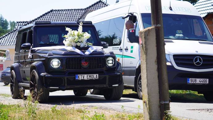 FOTO: Karlos ve svatebním. – stránka 2226