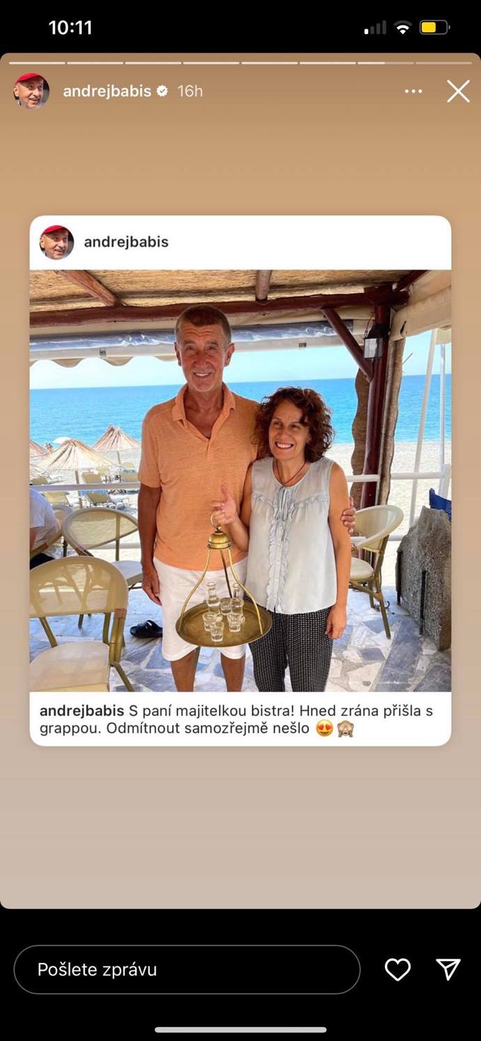 FOTO: Pobyt v Řecku si užívá. – stránka 1229