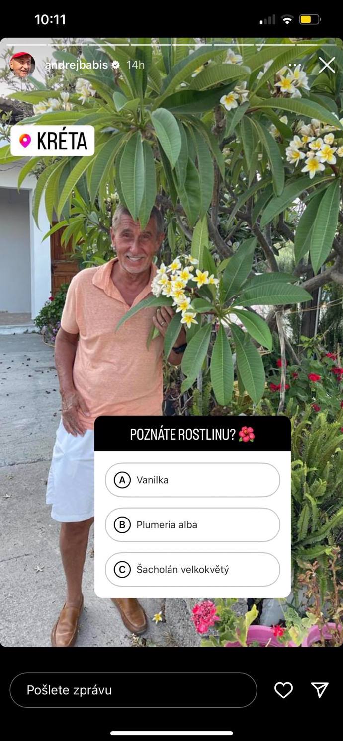 FOTO: Pro své příznivce si přichystal i anketu. – stránka 1230