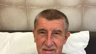 FOTO: Andrej Babiš leží doma s covidem.