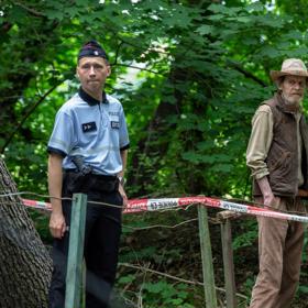 Příběh filmu se točí kolem pátrání po sériovém vrahovi.